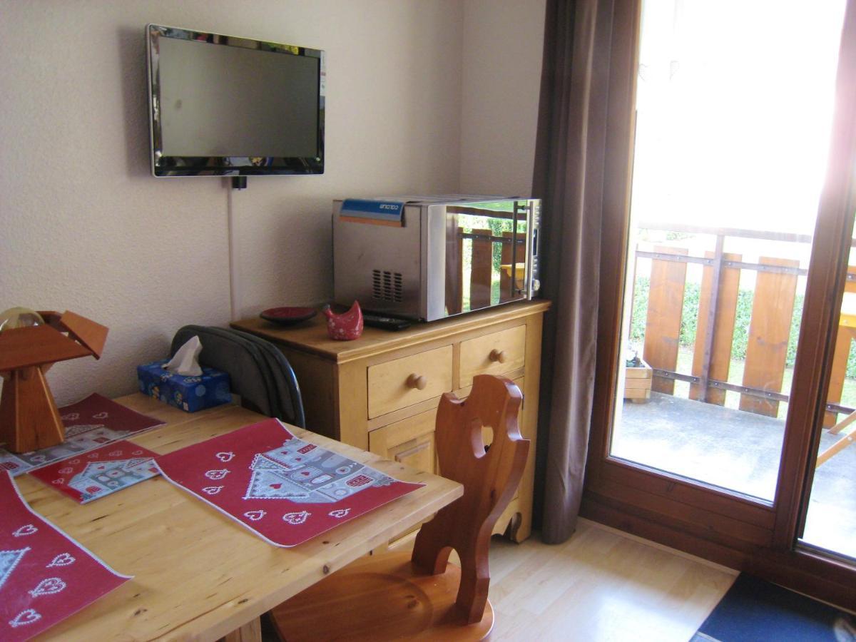 Appartement Au Pied Des Pistes, Avec Vue Sur La Montagne بيرنيكس المظهر الخارجي الصورة